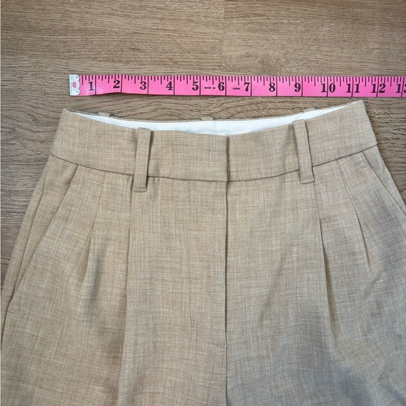 Aritzia Wilfred Effortless Pant Short - Picture 3 of 10